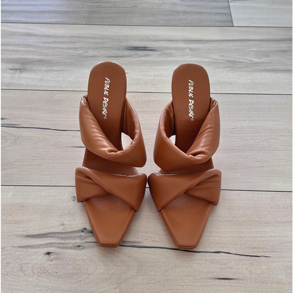 AMBER X PUBLIC DESIRE AVATAR Size 6 PADDED TWIN STRAPS HEELS. - Picture 1 of 3